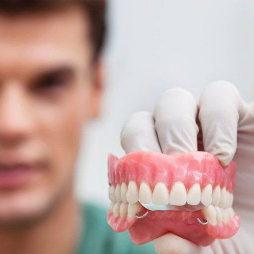«ИНТАН»: в зубном протезировании нет невозможного